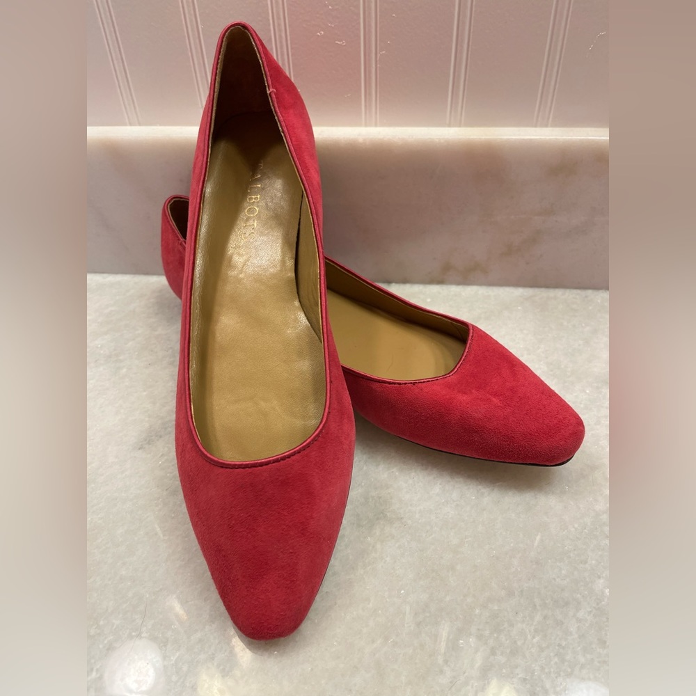 Talbots Suede  Edison Ballet Flat 8.5 Narrow